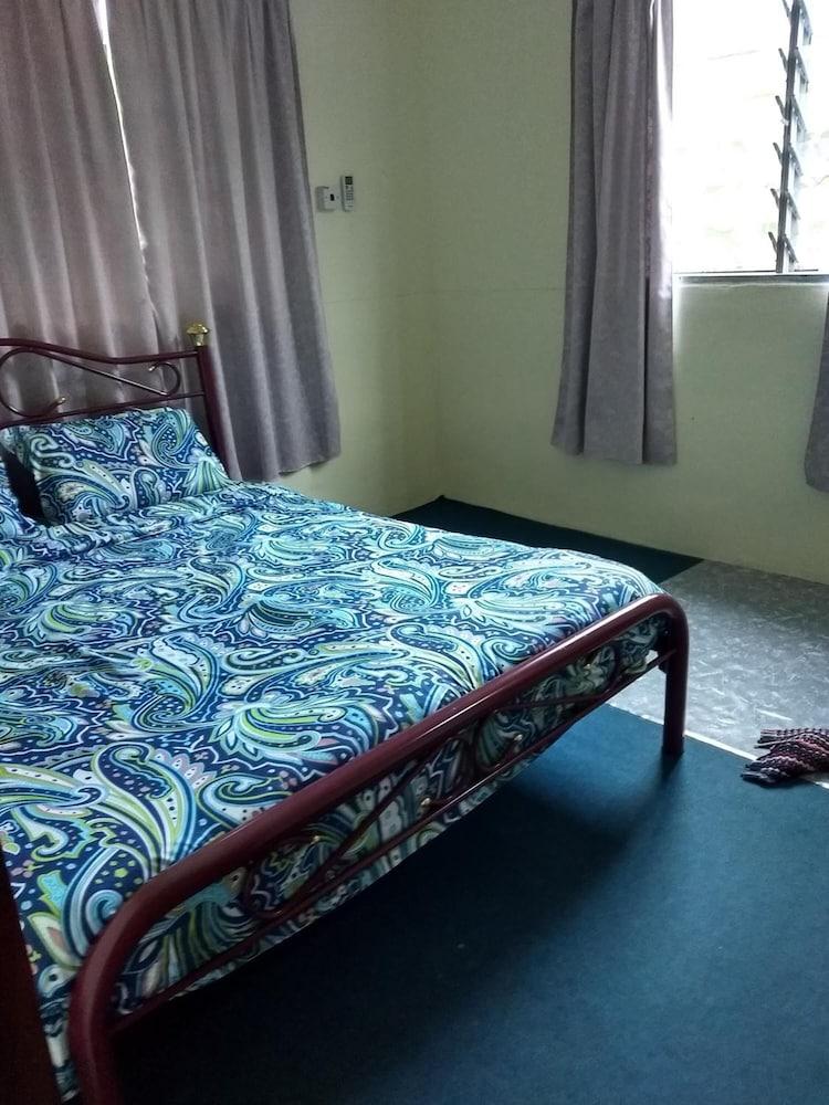 京那巴鲁波利度假小屋 Kampung Poring 外观 照片