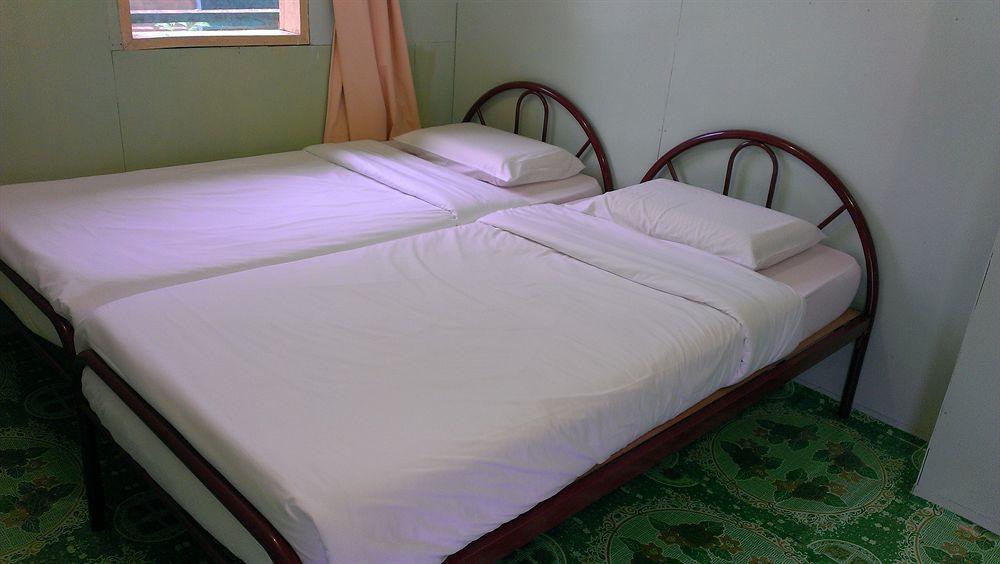 京那巴鲁波利度假小屋 Kampung Poring 外观 照片