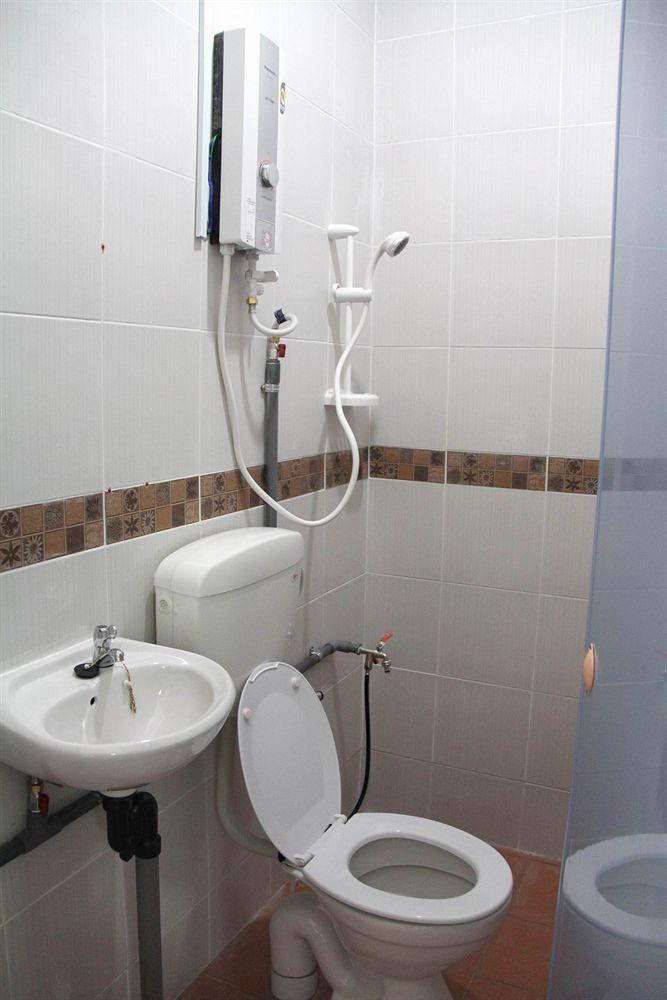 京那巴鲁波利度假小屋 Kampung Poring 外观 照片