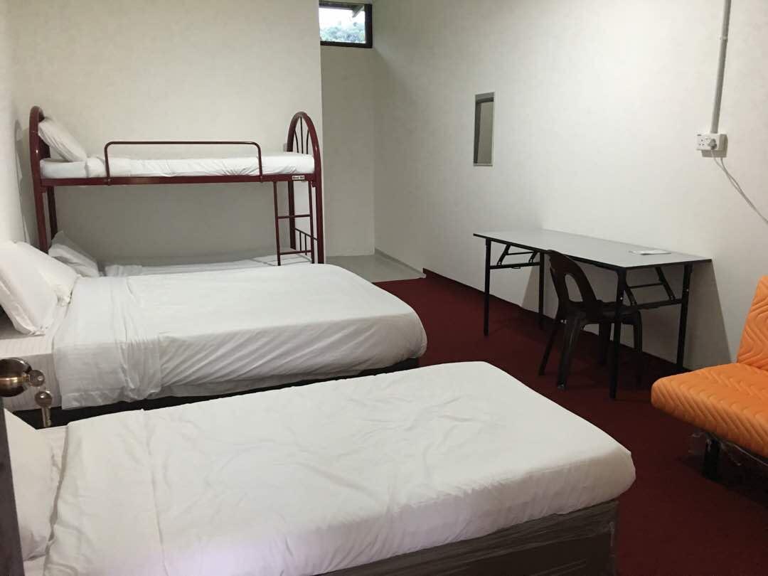 京那巴鲁波利度假小屋 Kampung Poring 外观 照片
