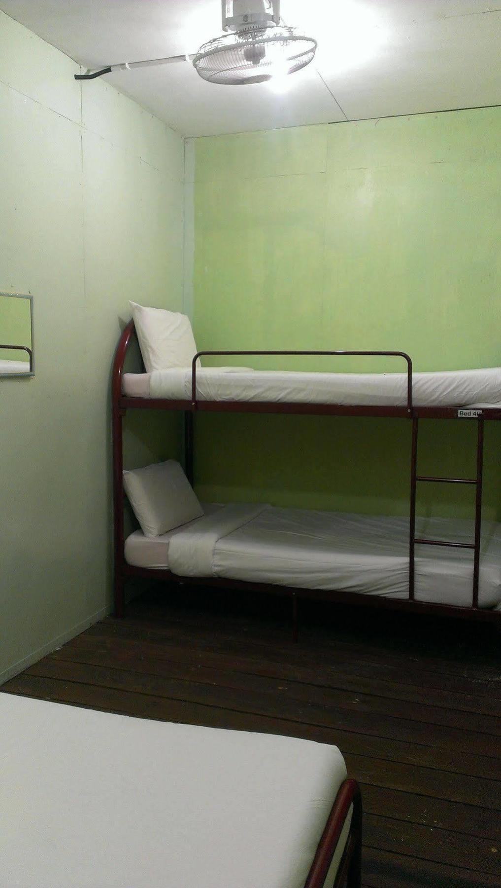 京那巴鲁波利度假小屋 Kampung Poring 外观 照片