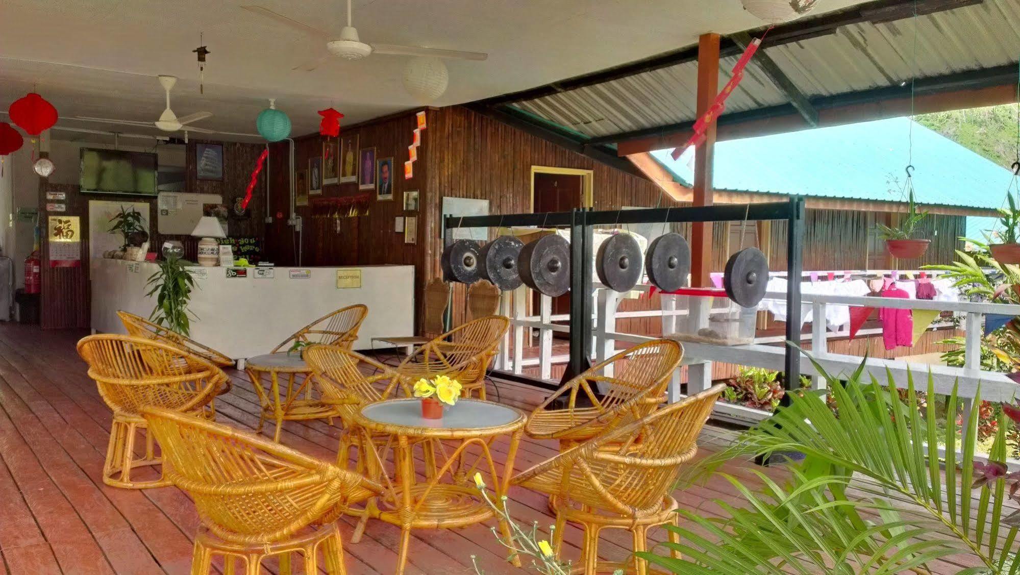 京那巴鲁波利度假小屋 Kampung Poring 外观 照片